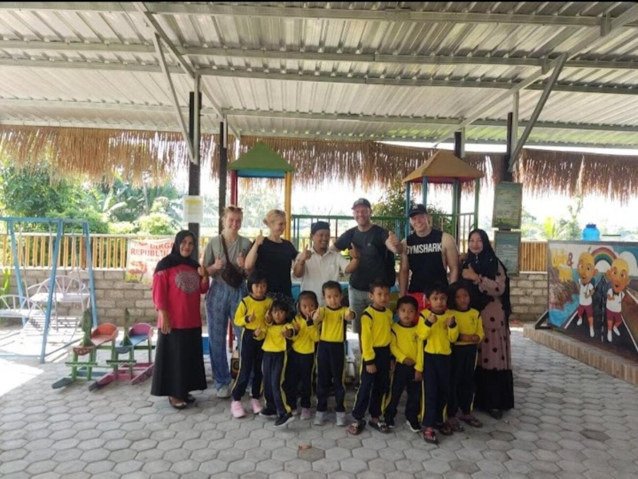 Bujak Permai Villa Matahari Lombok Ntb Praya Bagian luar foto