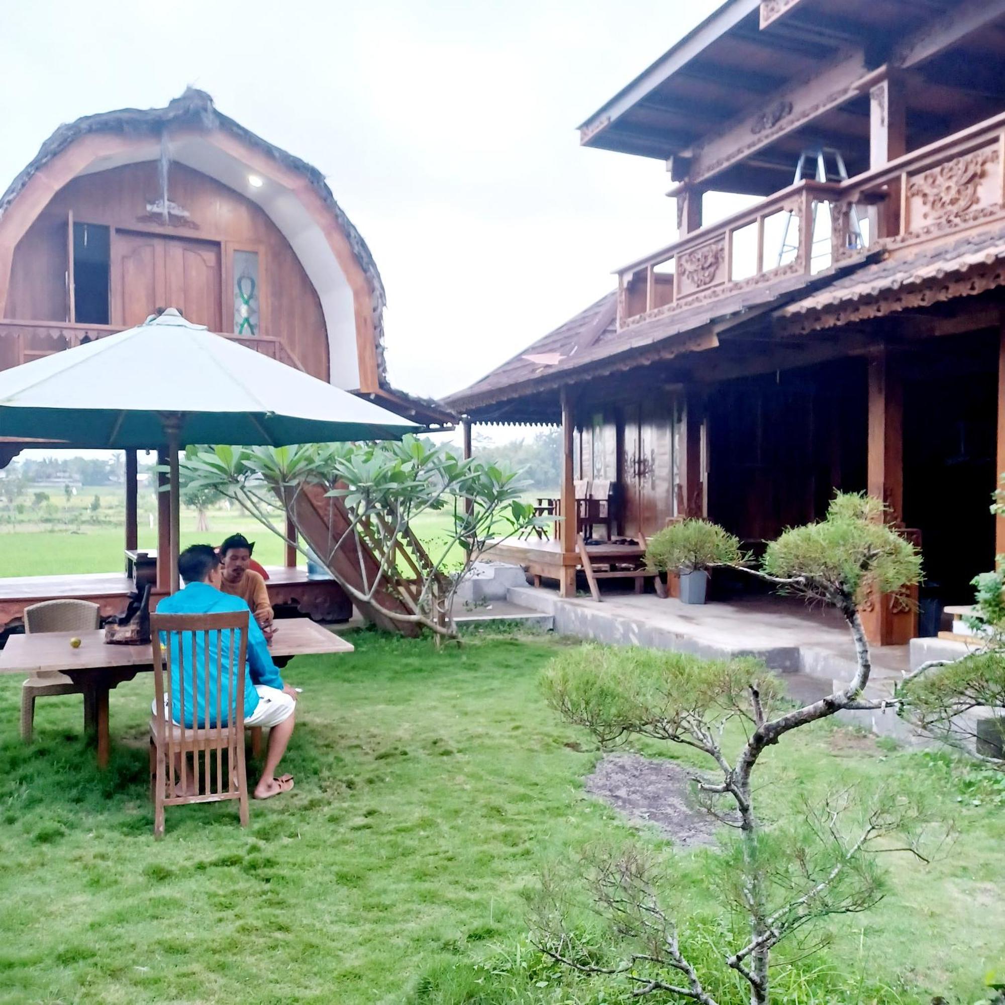 Bujak Permai Villa Matahari Lombok Ntb Praya Bagian luar foto