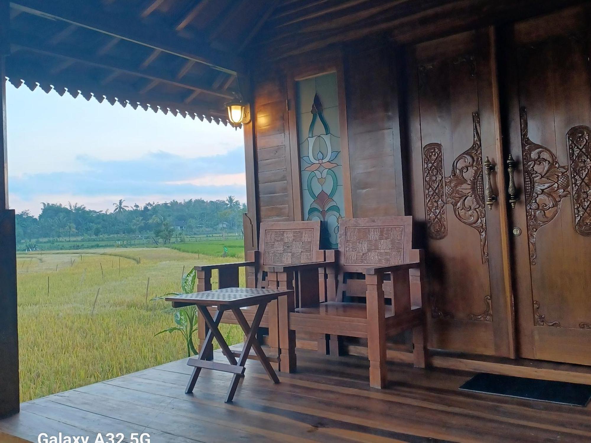 Bujak Permai Villa Matahari Lombok Ntb Praya Bagian luar foto